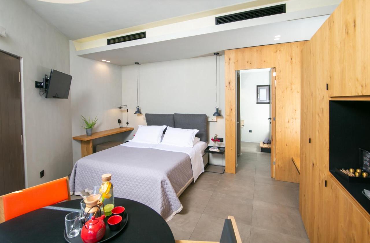 Marquise Suites - Adults Only Тира Экстерьер фото