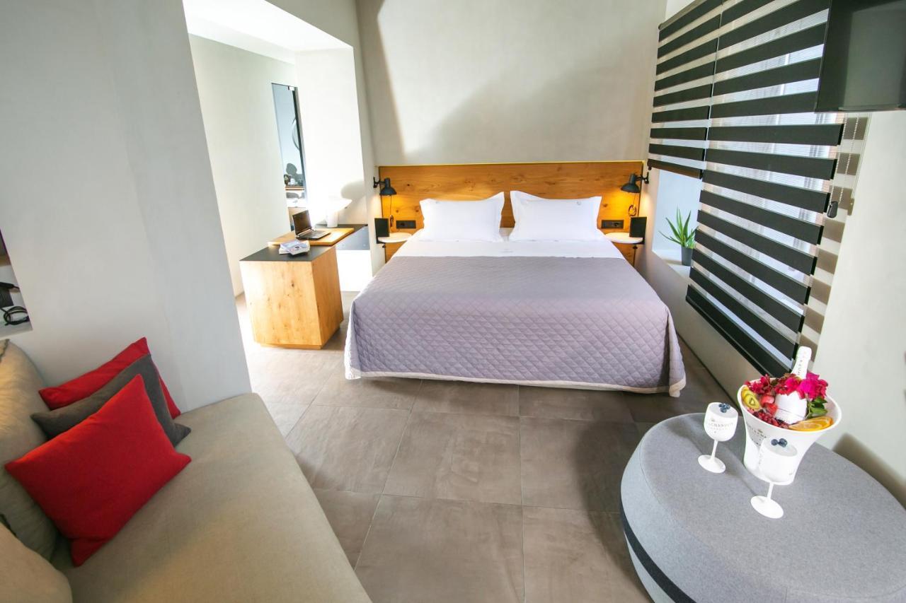 Marquise Suites - Adults Only Тира Экстерьер фото